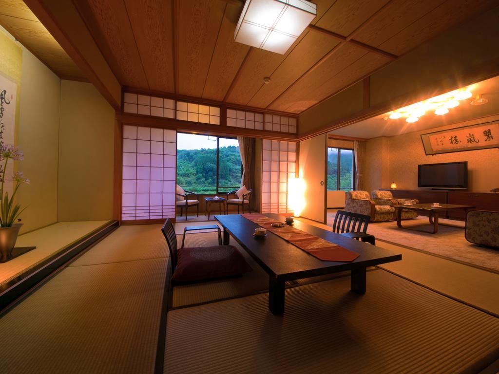 Suiranro Hotel Hitoyoshi Eksteriør billede